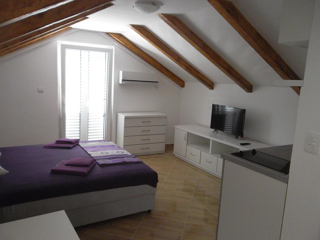 Apartments Coso Zlatne Njive Bb Котор Екстериор снимка